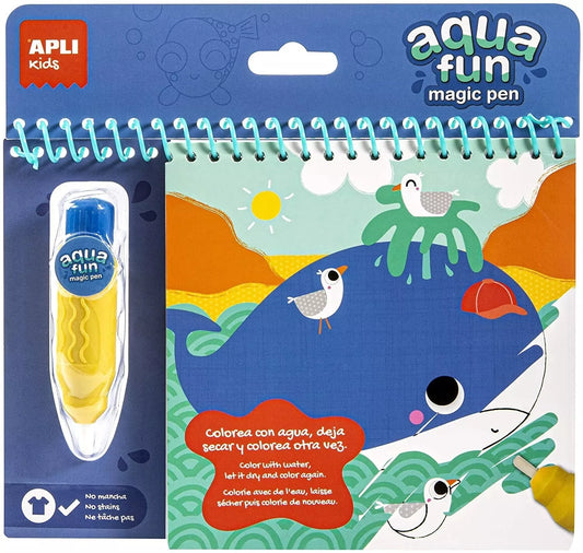 Spalvinimo knygelė „Vandenynas“ su vandens pieštuku